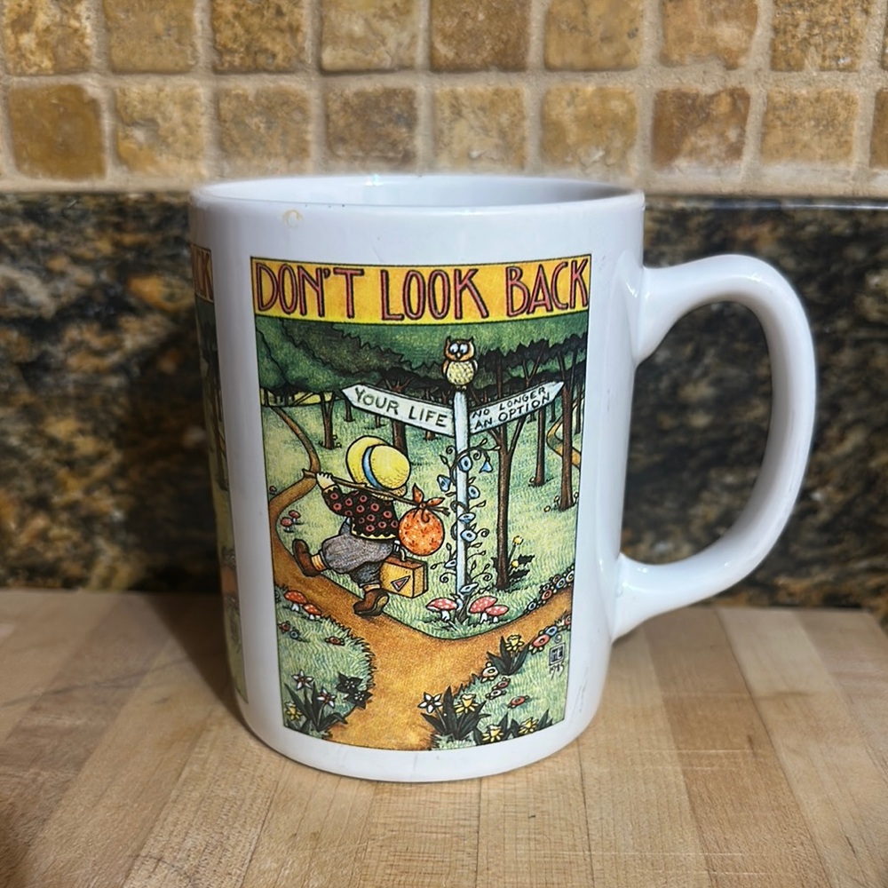 WHIT Mary Engelbreit Don't Look Back Ceramic Coffee Tea Cup Mug Life Bundle